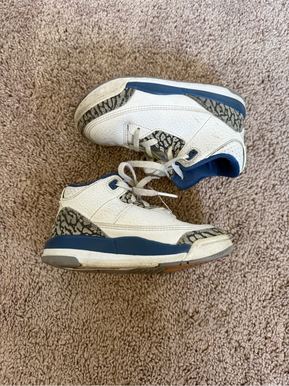 Nike Air Jordan 3 Retro toddler sneakers blue elephant